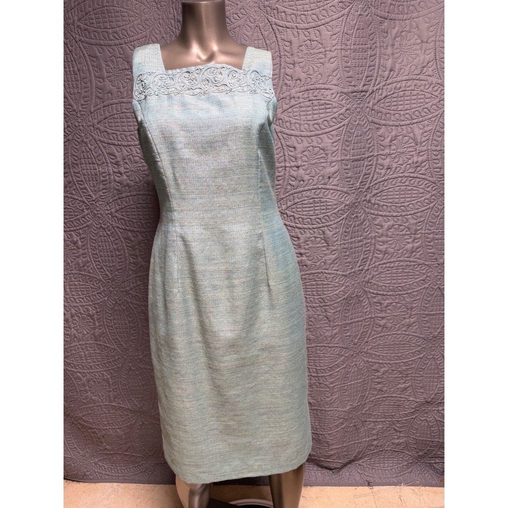 Sarah Elizabeth Teal Blue Embroidered Square Neck Sheath Dress Size 6 Sleeveless
